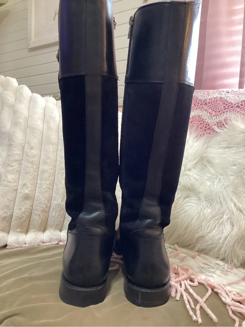 Frye soft black